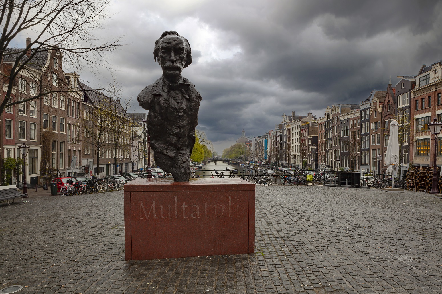 paseo amsterdam mayores 55 solteors